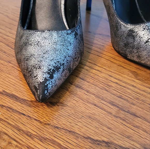Aldo Black Cracked Genuine Leather Pointed Toe Blue Heels Shoes Stilletos - Picture 2 of 16